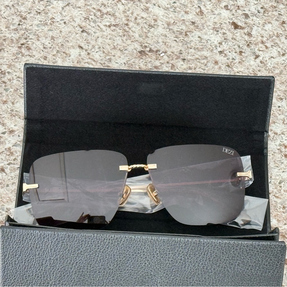 DEZI 2000s Gold and Dark Smoke Square Rimless Sunglasses - Picture 2 of 15
